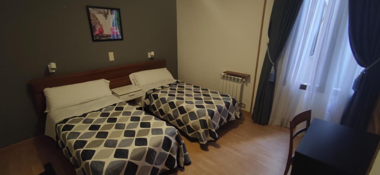 Hostal Felipe V مدريد المظهر الخارجي الصورة