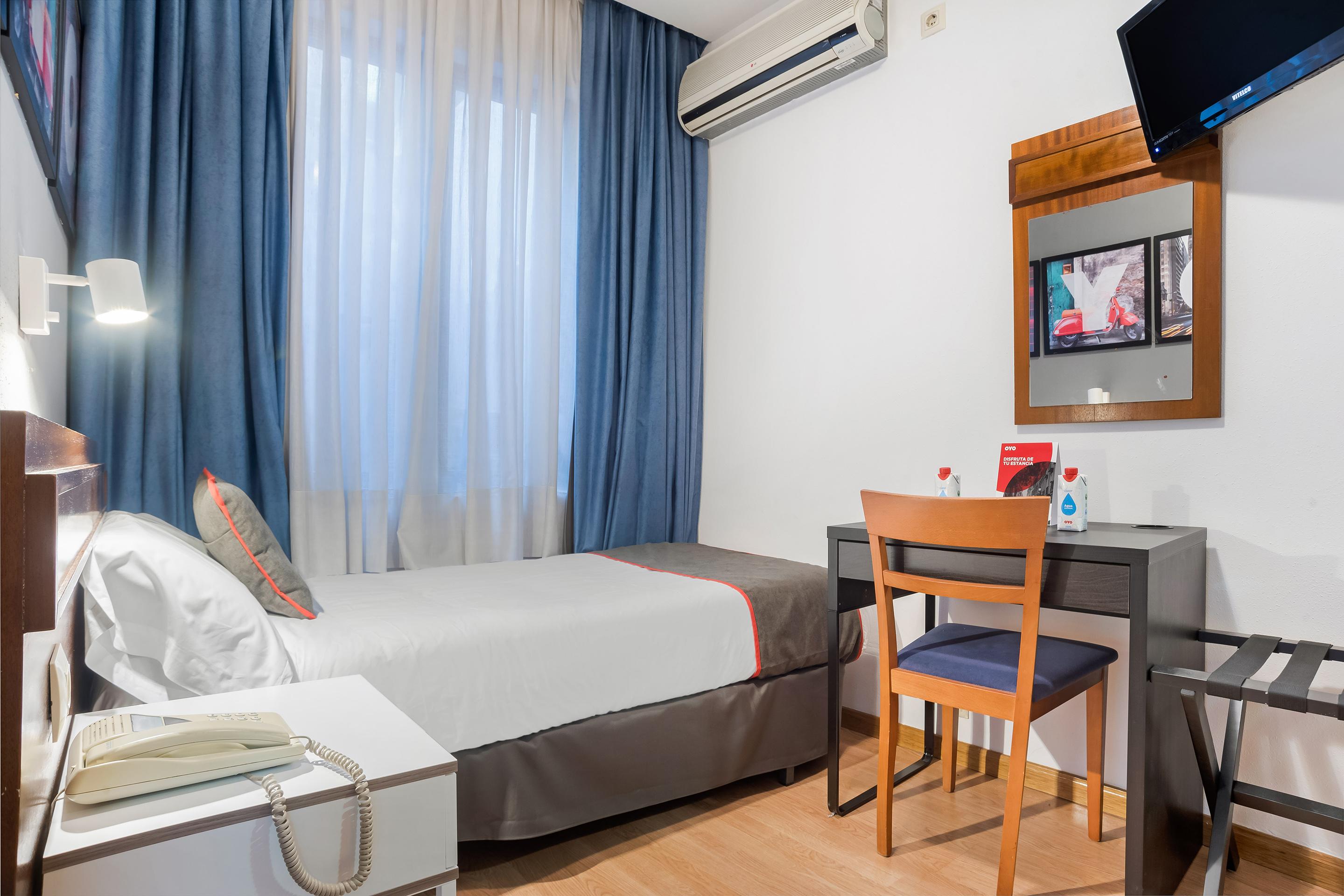Hostal Felipe V مدريد المظهر الخارجي الصورة
